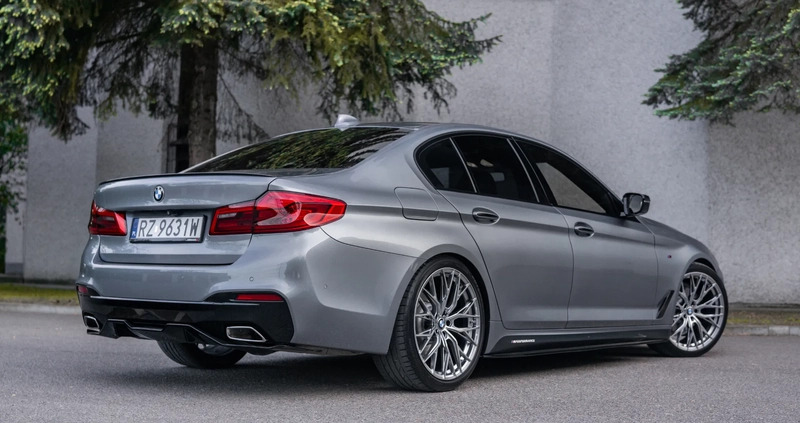 BMW Seria 5 cena 129999 przebieg: 197000, rok produkcji 2017 z Rzeszów małe 781